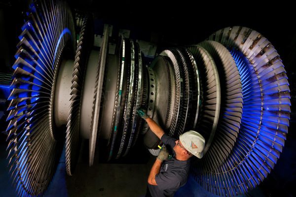 WFG Turbine Employee WFG Turbine Employee